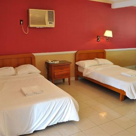 Club Manila East Taytay Apartament Zewnętrze zdjęcie