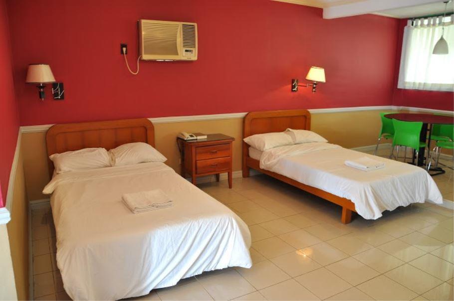 Club Manila East Taytay Apartament Zewnętrze zdjęcie